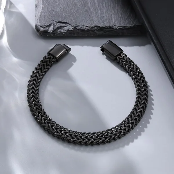 Stainless Steel Bracelet Hip-Hop Men's New Ins Accessible Luxury High-End Non-Fading Titanium Steel Bracelet Chain