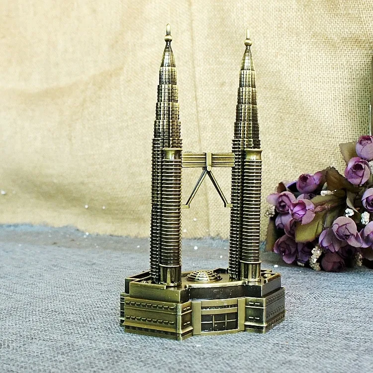 Metal Home Decoration Accessories Souvenirs Twin Tower Showpice