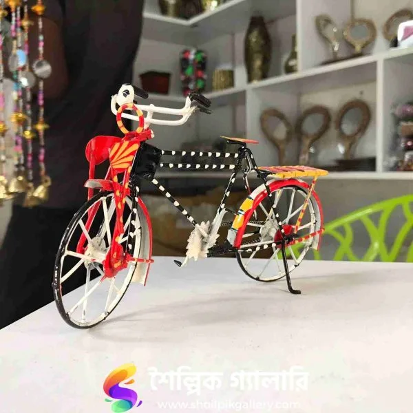 Cycle Showpiece Miniature (Metal, Hand Painted)